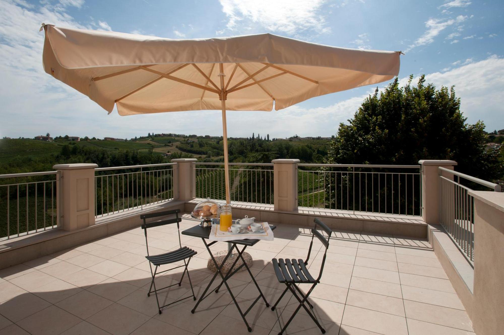 קוסטיליולה ד'אסטי Villa Pattono Relais מראה חיצוני תמונה